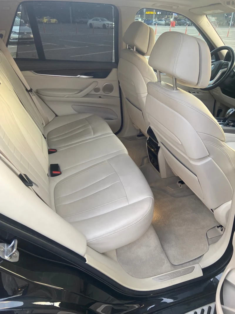 BMW X5  50i Xdrive , снимка 13 - Автомобили и джипове - 52656757