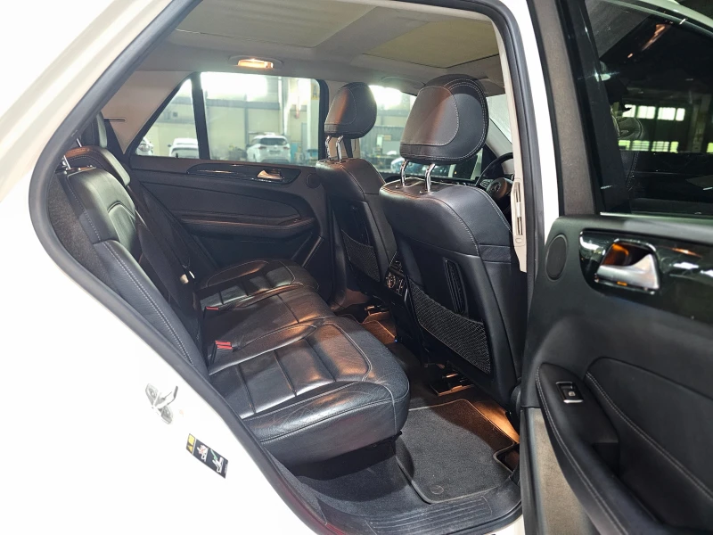 Mercedes-Benz GLE 350 AMG Pack-ОЧАКВАН ВНОС! СУПЕР СЪСТОЯНИЕ!, снимка 14 - Автомобили и джипове - 52521463