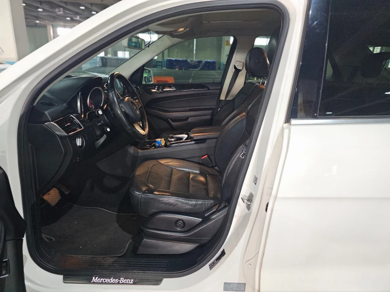 Mercedes-Benz GLE 350 AMG Pack-ОЧАКВАН ВНОС! СУПЕР СЪСТОЯНИЕ!, снимка 9 - Автомобили и джипове - 52521463