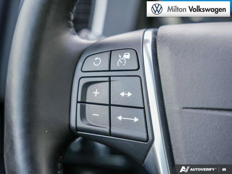 Volvo XC60 * CARFAX * ЦЕНА ДО БГ, снимка 16 - Автомобили и джипове - 53205524