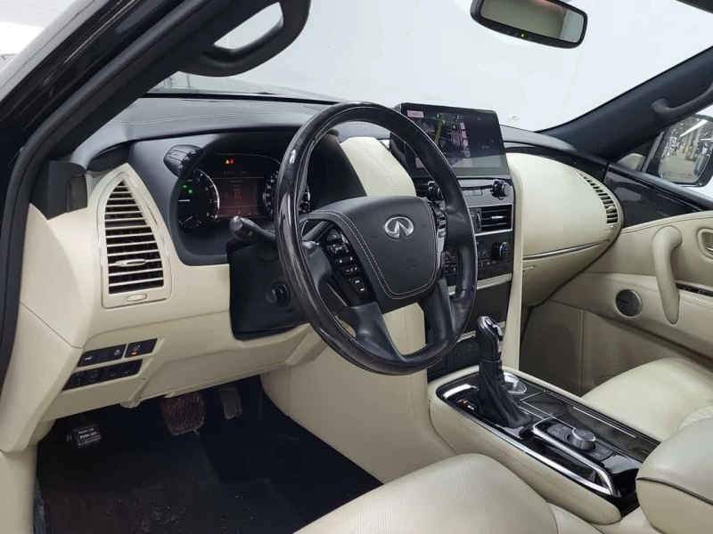 Infiniti QX80 * LUXE * CARFAX * , снимка 10 - Автомобили и джипове - 53566072