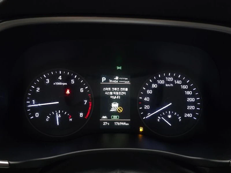 Hyundai Tucson Gasoline 1.6 turbo 2WD| 174к.с., снимка 8 - Автомобили и джипове - 56169737