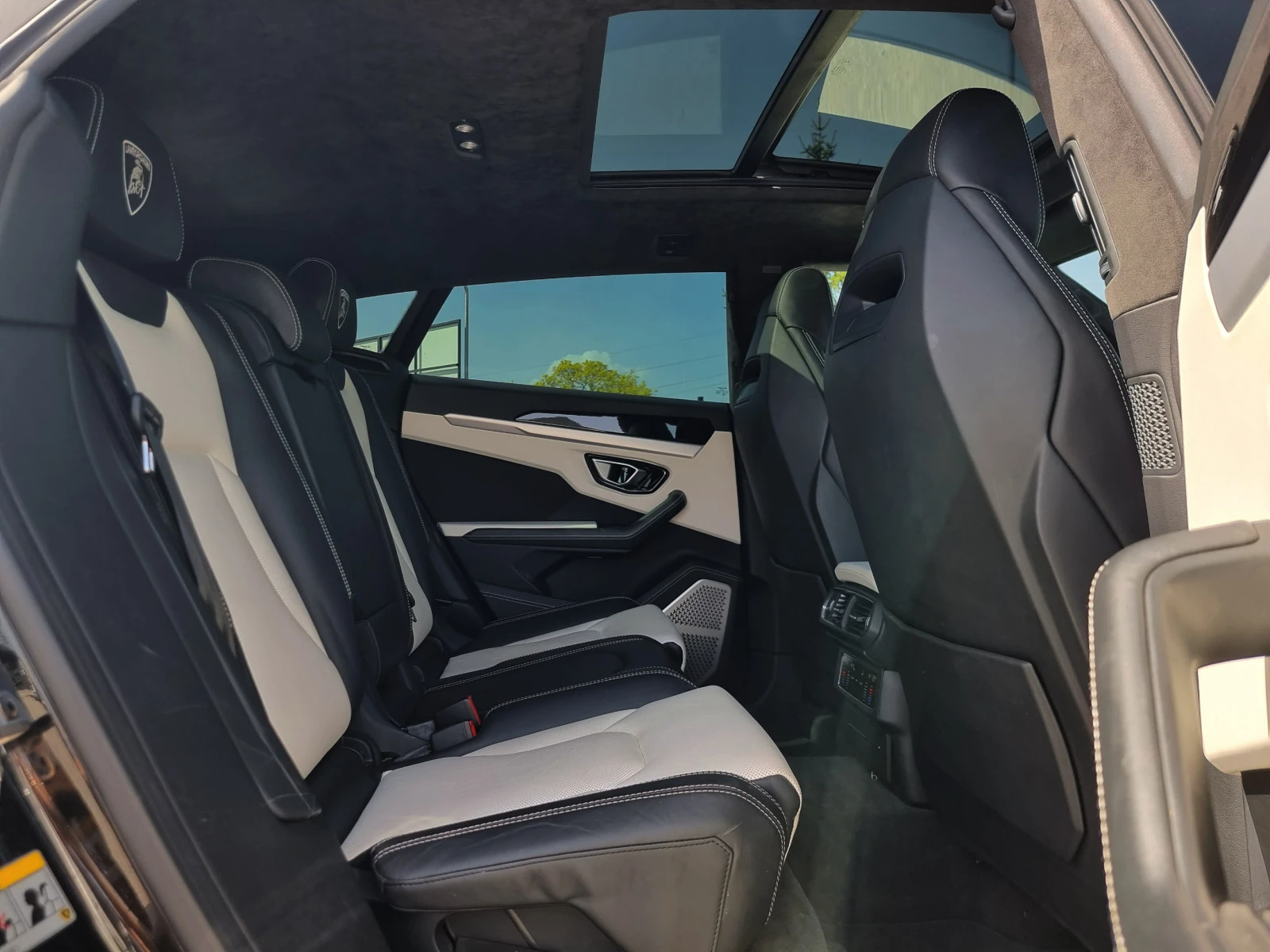 Lamborghini Urus /B&O/Distronic/Alcantara/ | Mobile.bg   12