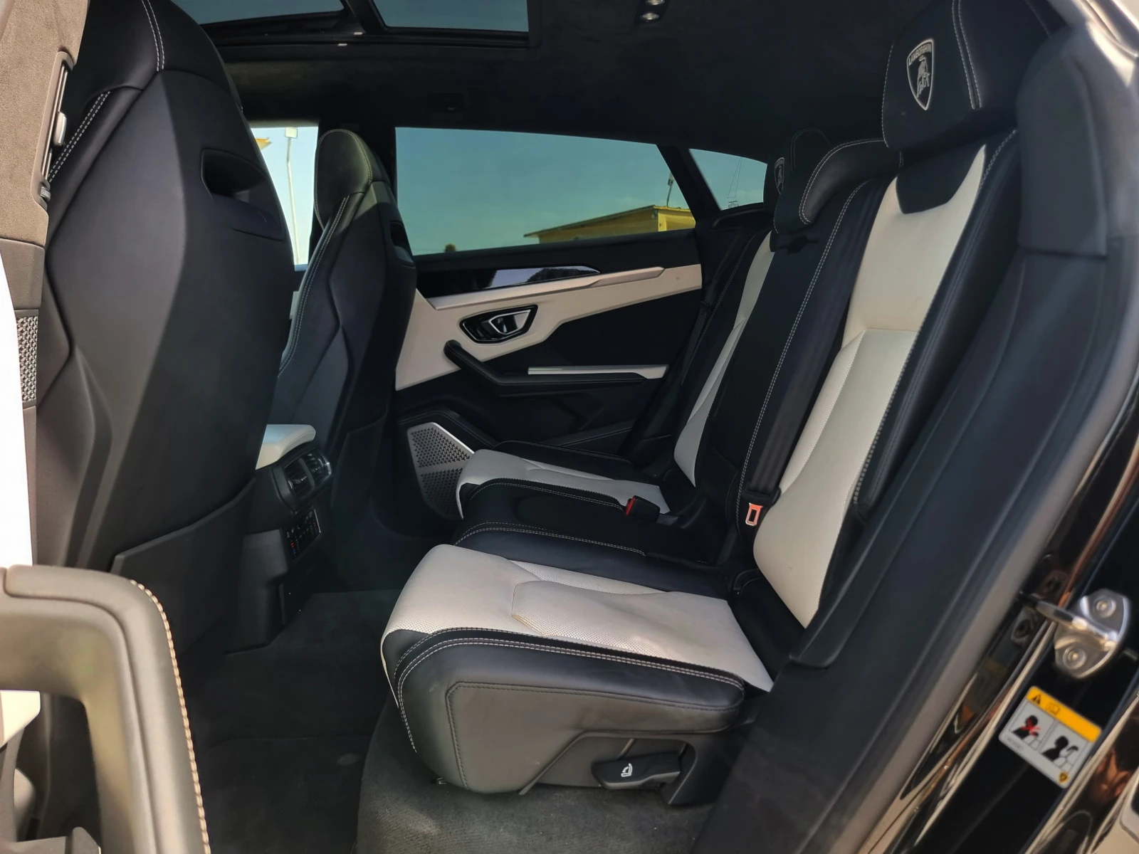 Lamborghini Urus /B&O/Distronic/Alcantara/ | Mobile.bg   13