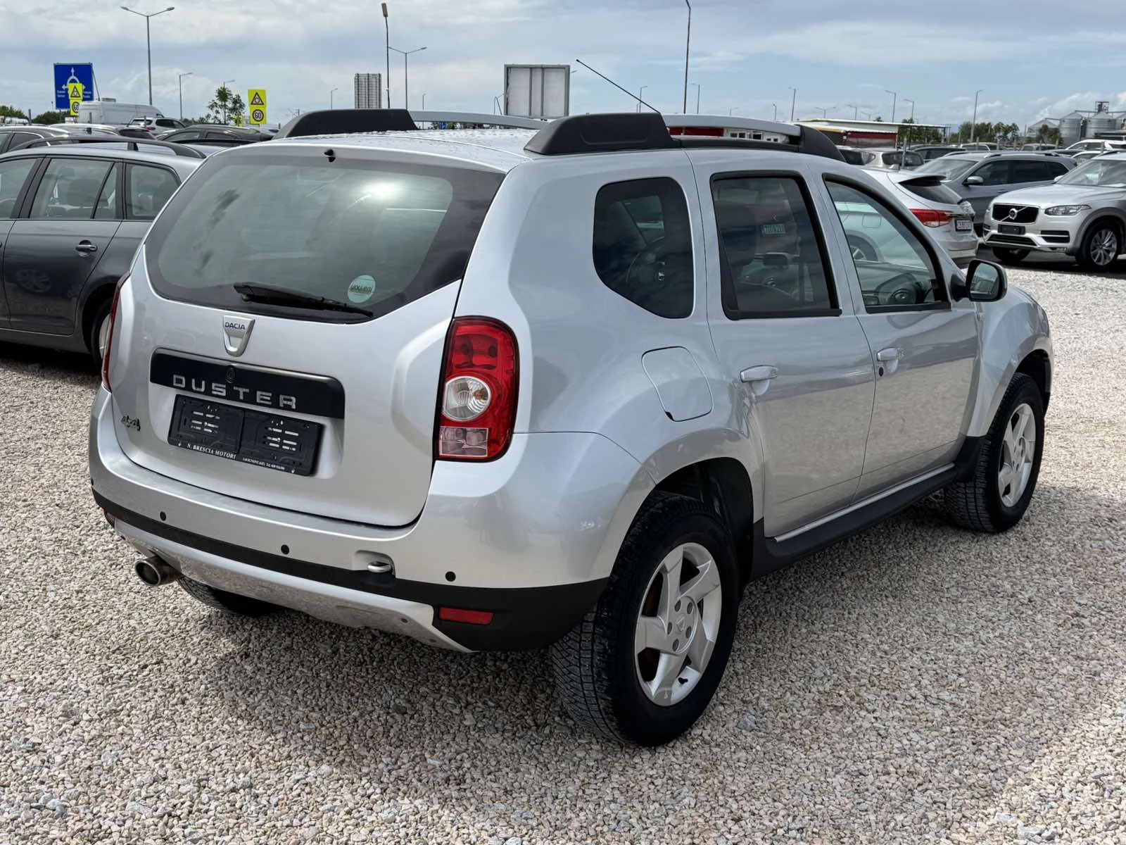 Dacia Duster 1.5dci 4x4 - изображение 4
