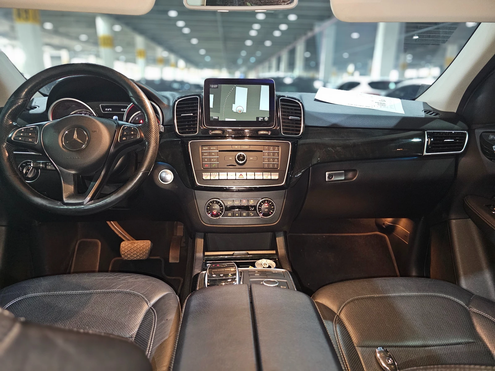 Mercedes-Benz GLE 350 AMG Pack-ОЧАКВАН ВНОС! СУПЕР СЪСТОЯНИЕ! - изображение 8