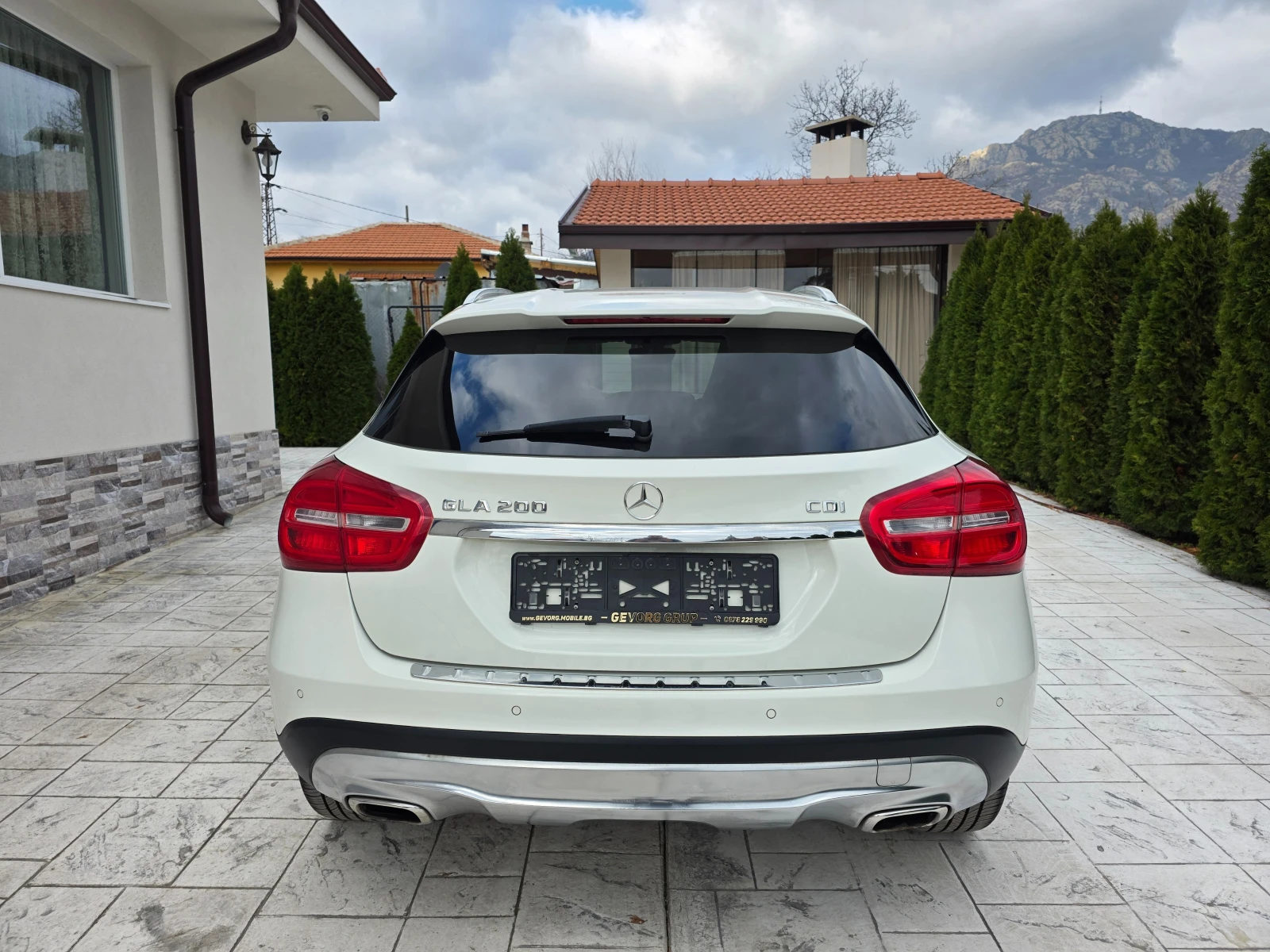 Mercedes-Benz GLA 200 2.0 CDI KATO HOBA  - изображение 6