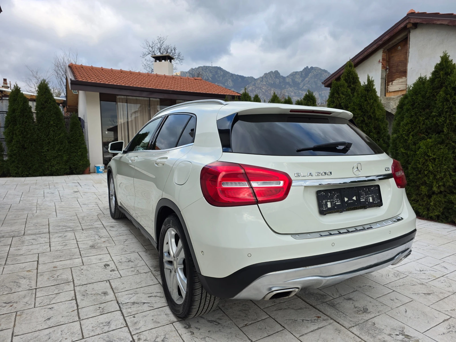 Mercedes-Benz GLA 200 2.0 CDI KATO HOBA  - изображение 7