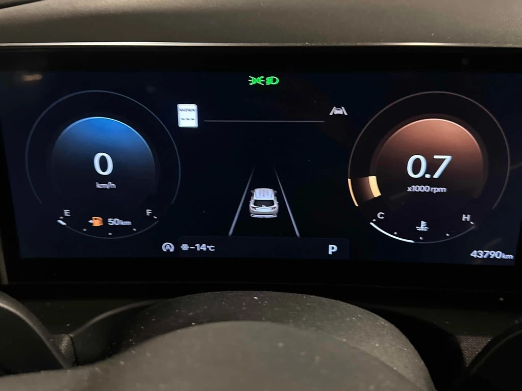 Hyundai Tucson * XRT * CARFAX * БЕЗ ПЪРВОНАЧАЛНА ВНОСКА - изображение 8