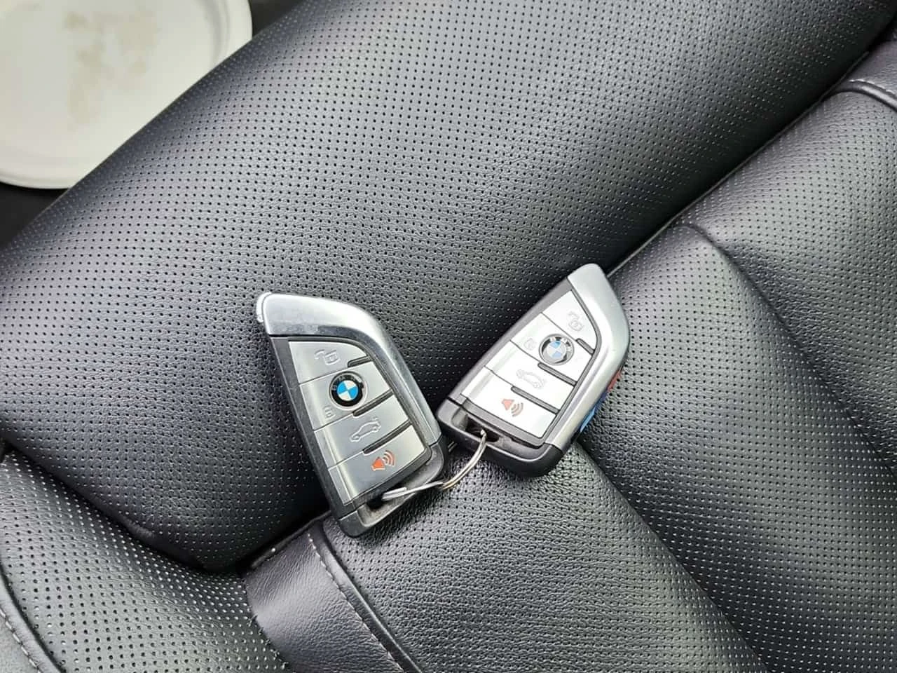 BMW X5 * M50I * МАСАЖИ * H/K * ДИСТРОНИК * ОБДУХВАНЕ - изображение 8