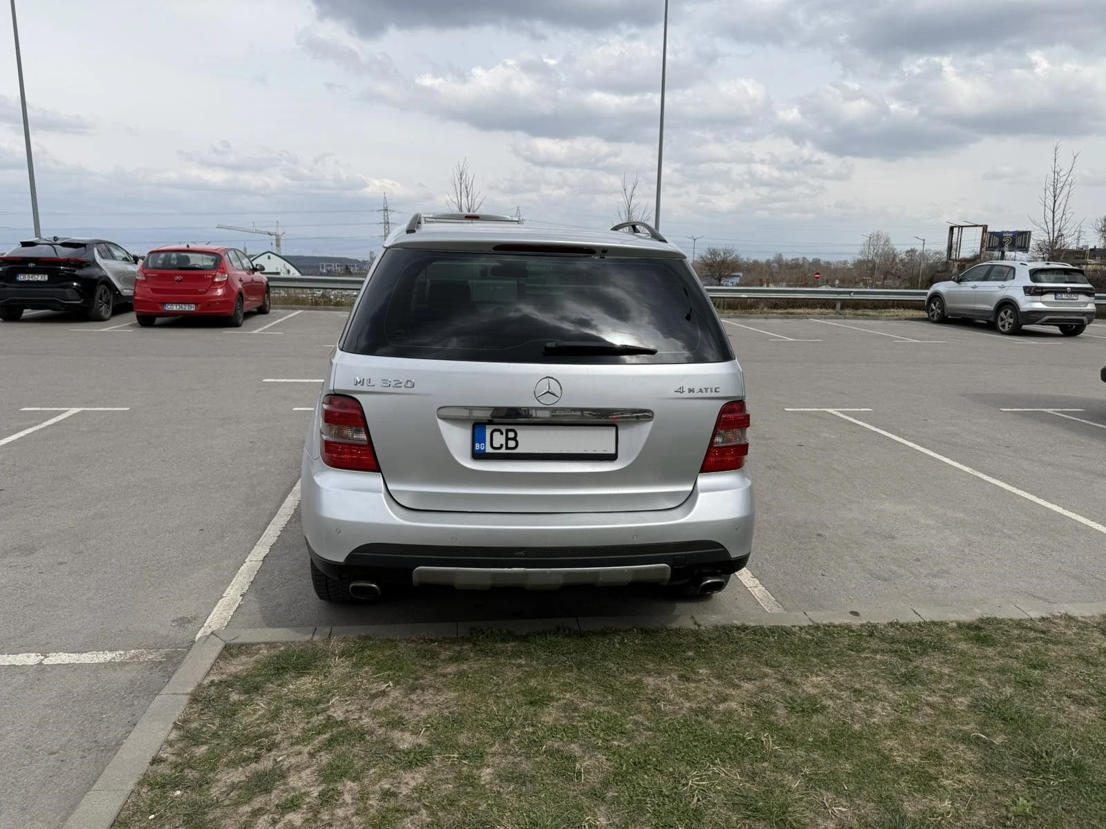 Mercedes-Benz ML 320 CDI 4MATIC, снимка 3 - Автомобили и джипове - 53935468