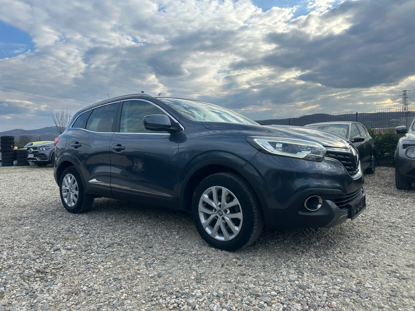 Renault Kadjar 1, 5dCi Energy Intens, снимка 2 - Автомобили и джипове - 53977817