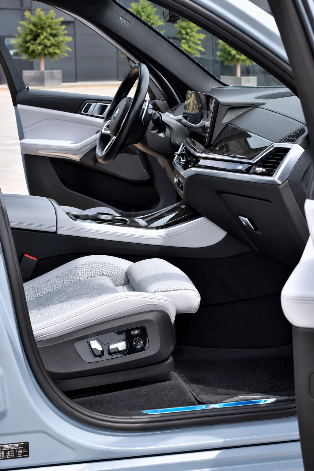BMW X5 М60, снимка 8 - Автомобили и джипове - 56406179