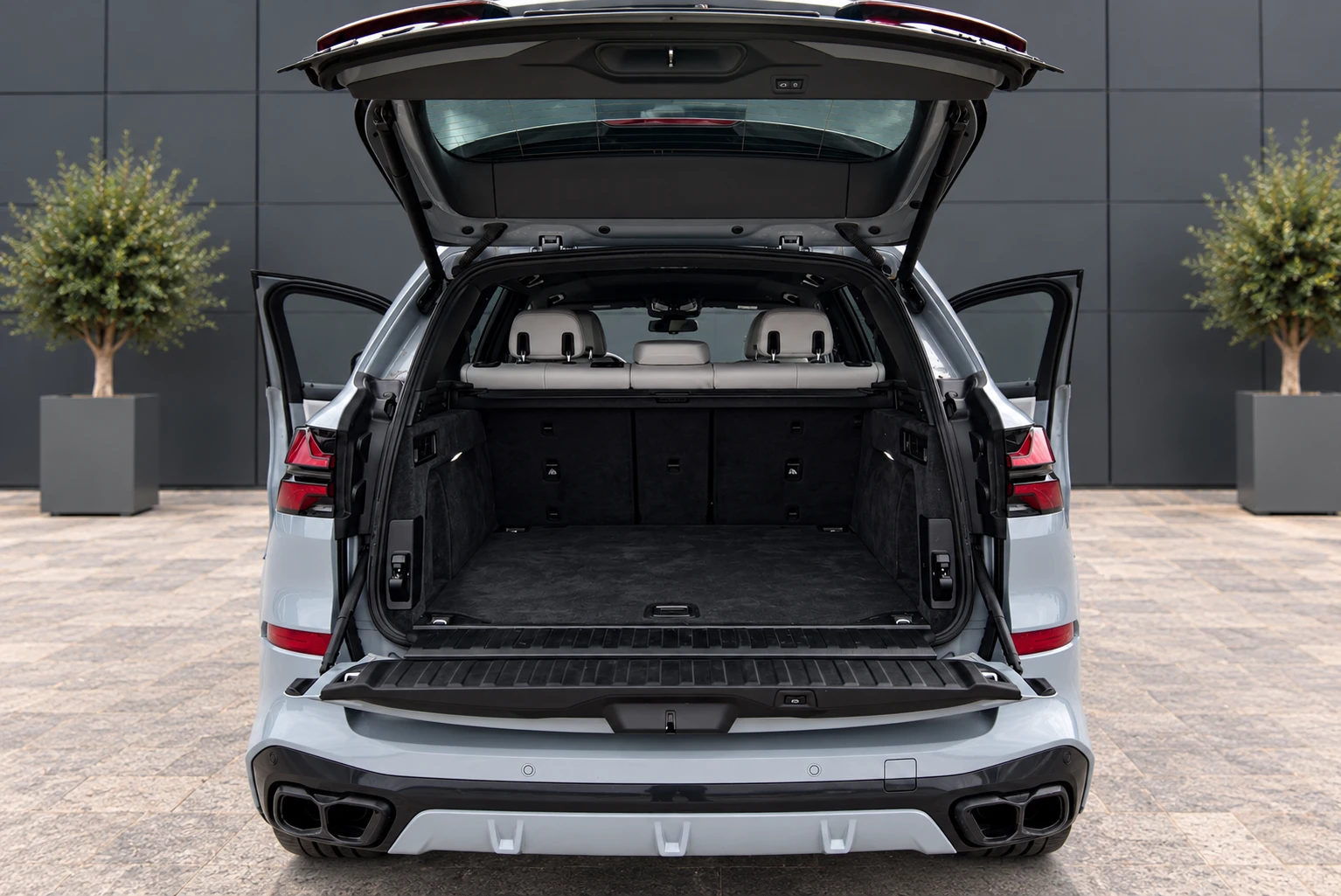 BMW X5 М60, снимка 5 - Автомобили и джипове - 56406179