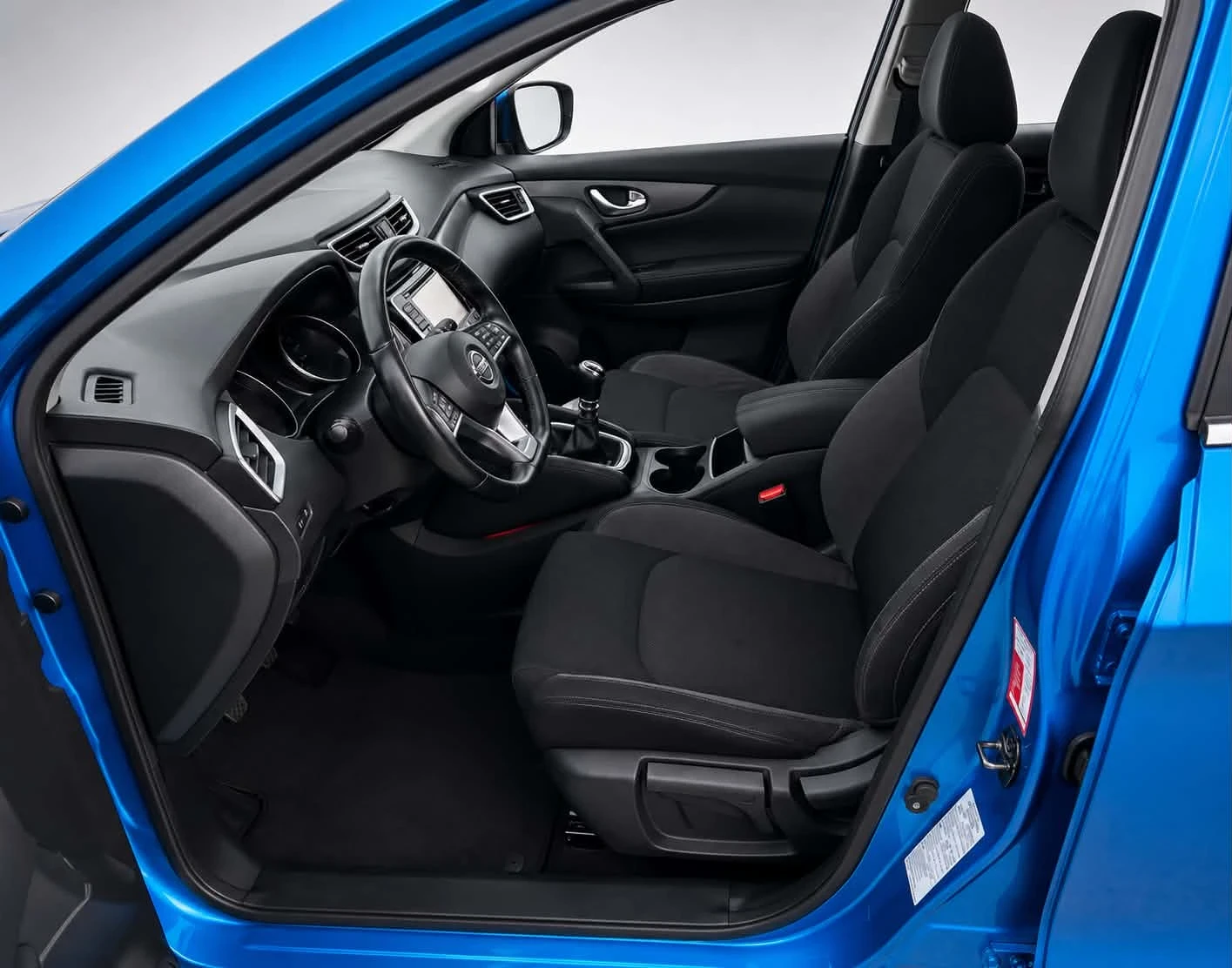 Nissan Qashqai 1.6 diesel, снимка 10 - Автомобили и джипове - 54805745