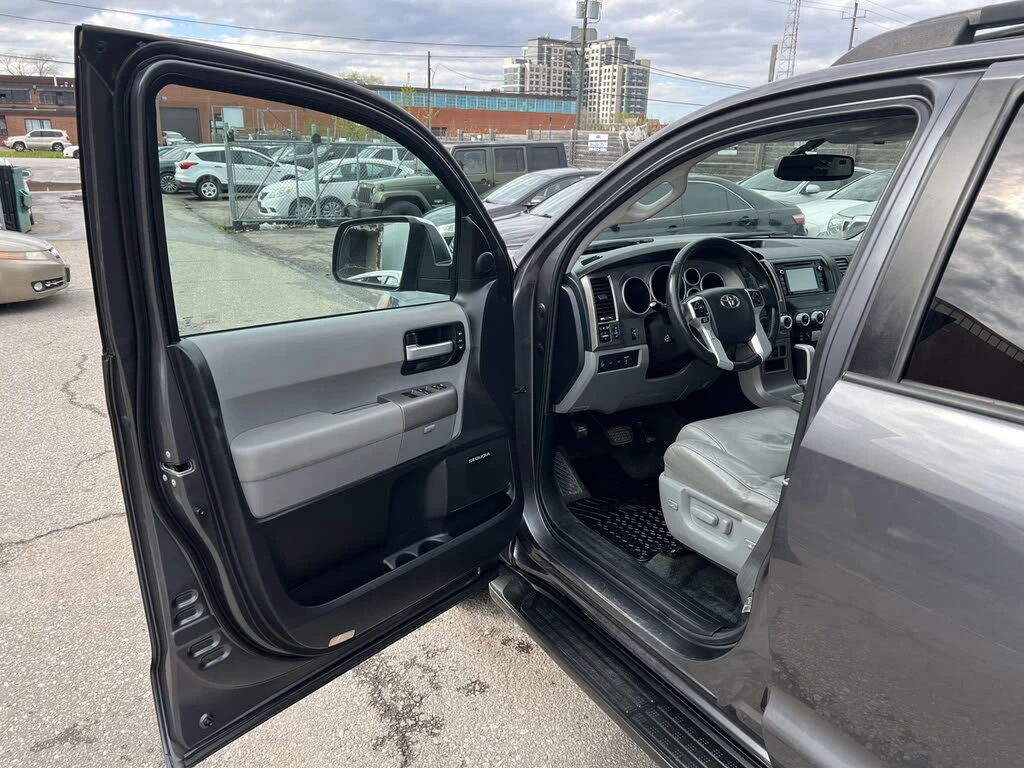 Toyota Sequoia LIMITED* �������* ������* ��� ���������* ������ �� | Mobile.bg � ����������� 9