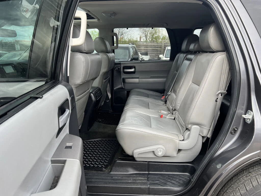 Toyota Sequoia LIMITED* ПОДГРЕВ* КАМЕРА* БЕЗ ИНЦИДЕНТИ* КРАЙНА ЦЕ