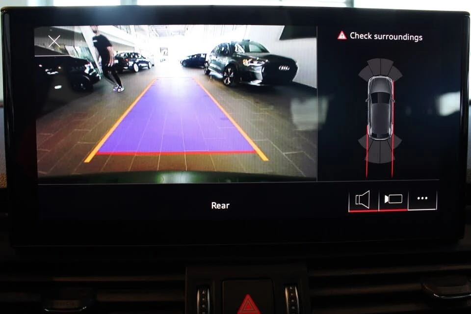 Audi SQ5 Progressiv AWD | Virtual Cockpit, снимка 16 - Автомобили и джипове - 56151092