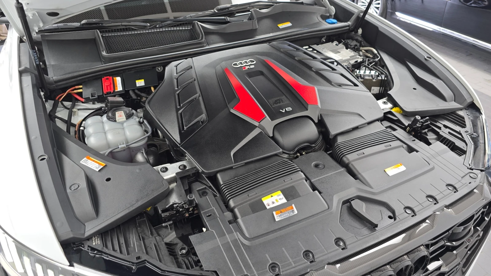 Audi RSQ8 4.0 V8 QUATTRO * MATRIX * DIS * ����� * B&O * 360  | Mobile.bg � ����������� 5