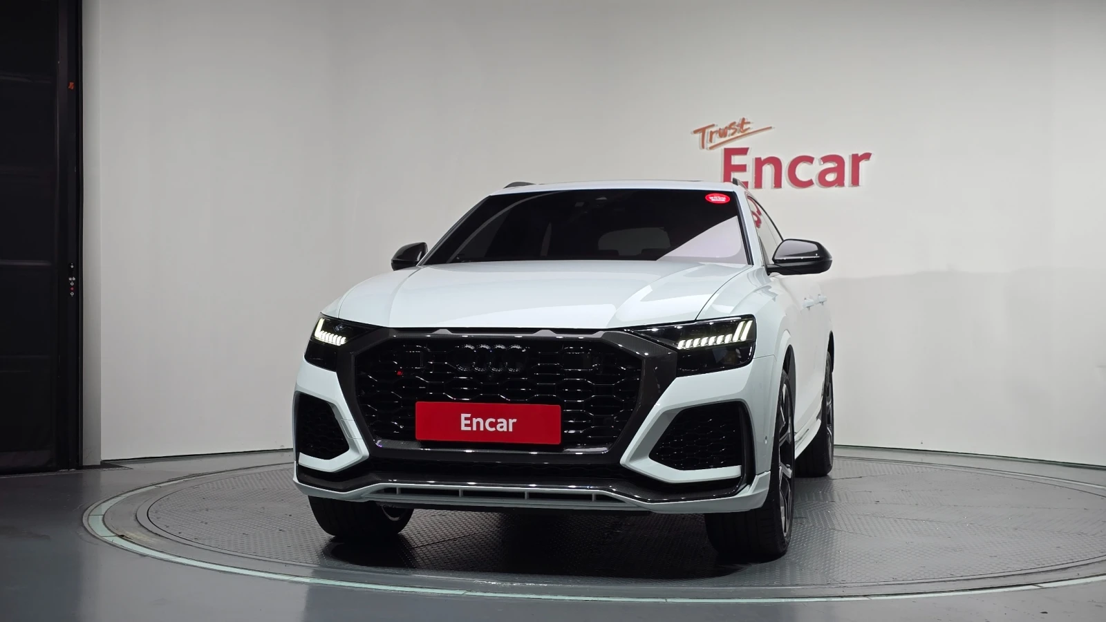 Audi RSQ8 4.0 V8 QUATTRO * MATRIX * DIS * ����� * B&O * 360  | Mobile.bg � ����������� 2