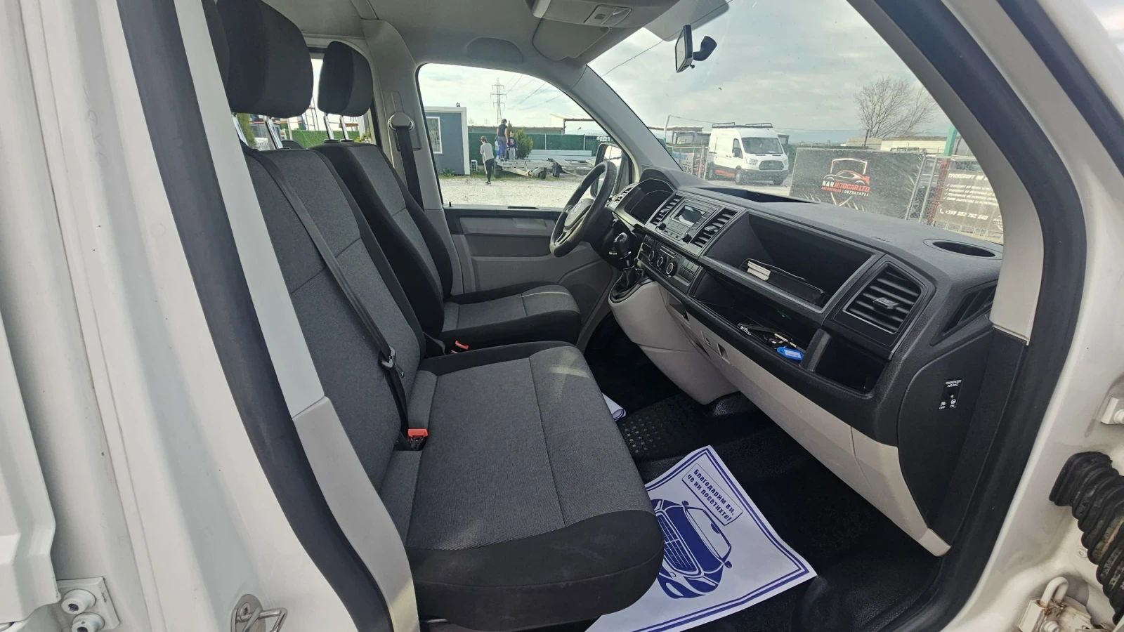 VW Transporter 2.0.TDI.2016г.6места.ТОПсъстояние, снимка 13 - Бусове и автобуси - 54160686