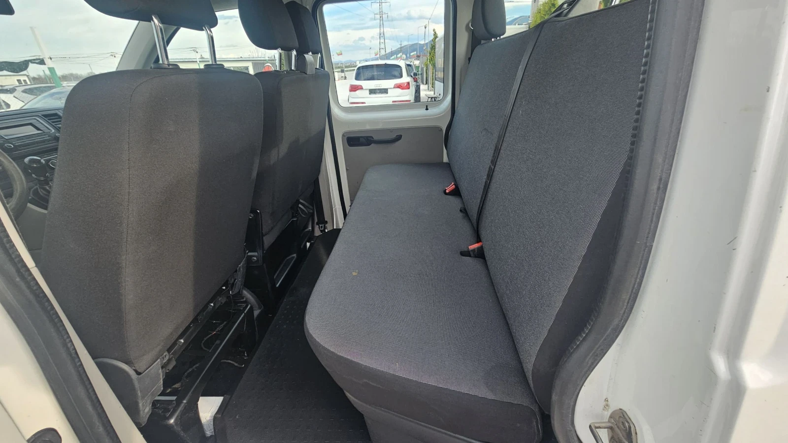 VW Transporter 2.0.TDI.2016г.6места.ТОПсъстояние, снимка 9 - Бусове и автобуси - 54160686