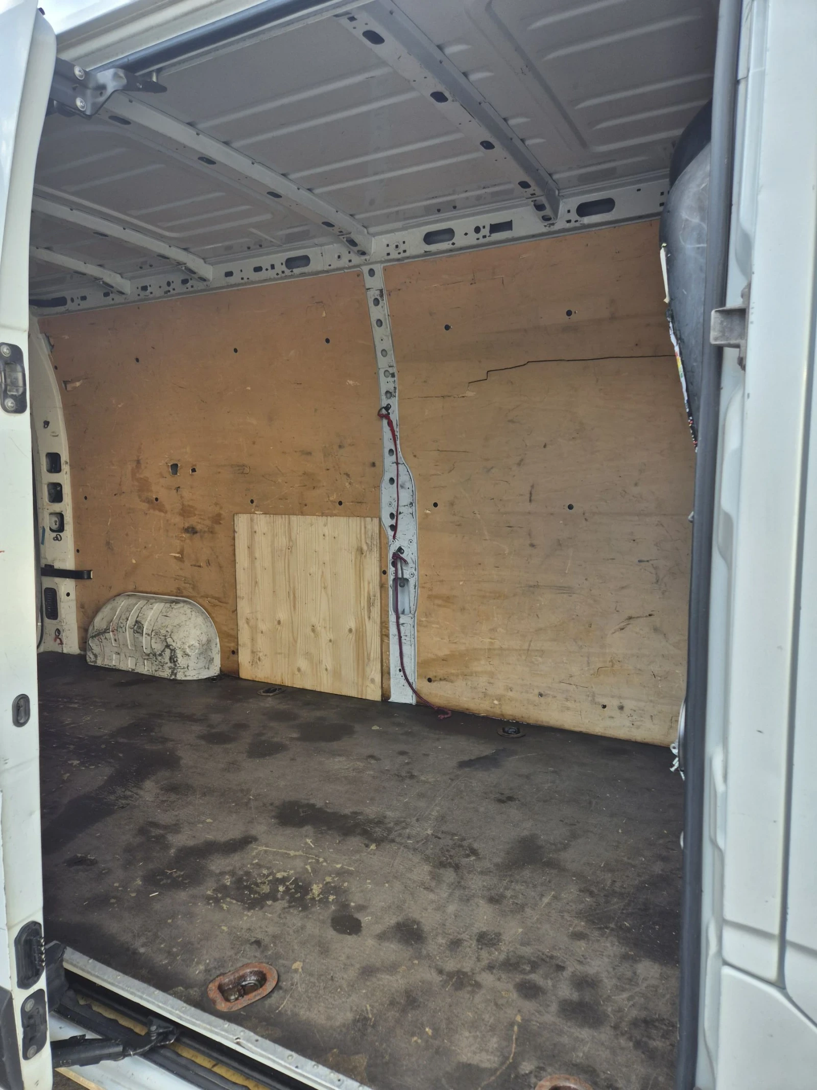 Renault Master Товарен , снимка 15 - Бусове и автобуси - 54704082