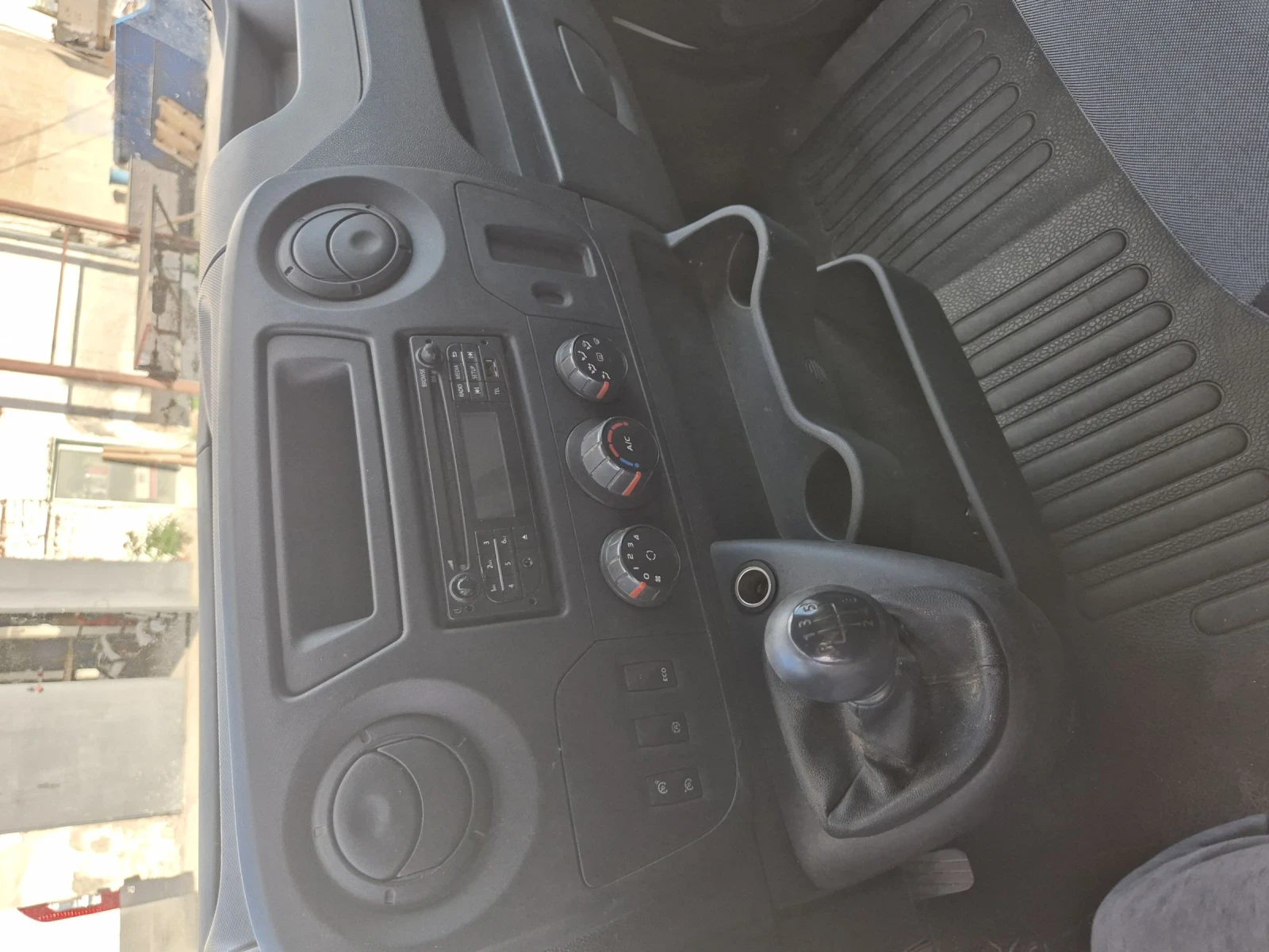 Renault Master Товарен , снимка 9 - Бусове и автобуси - 54704082