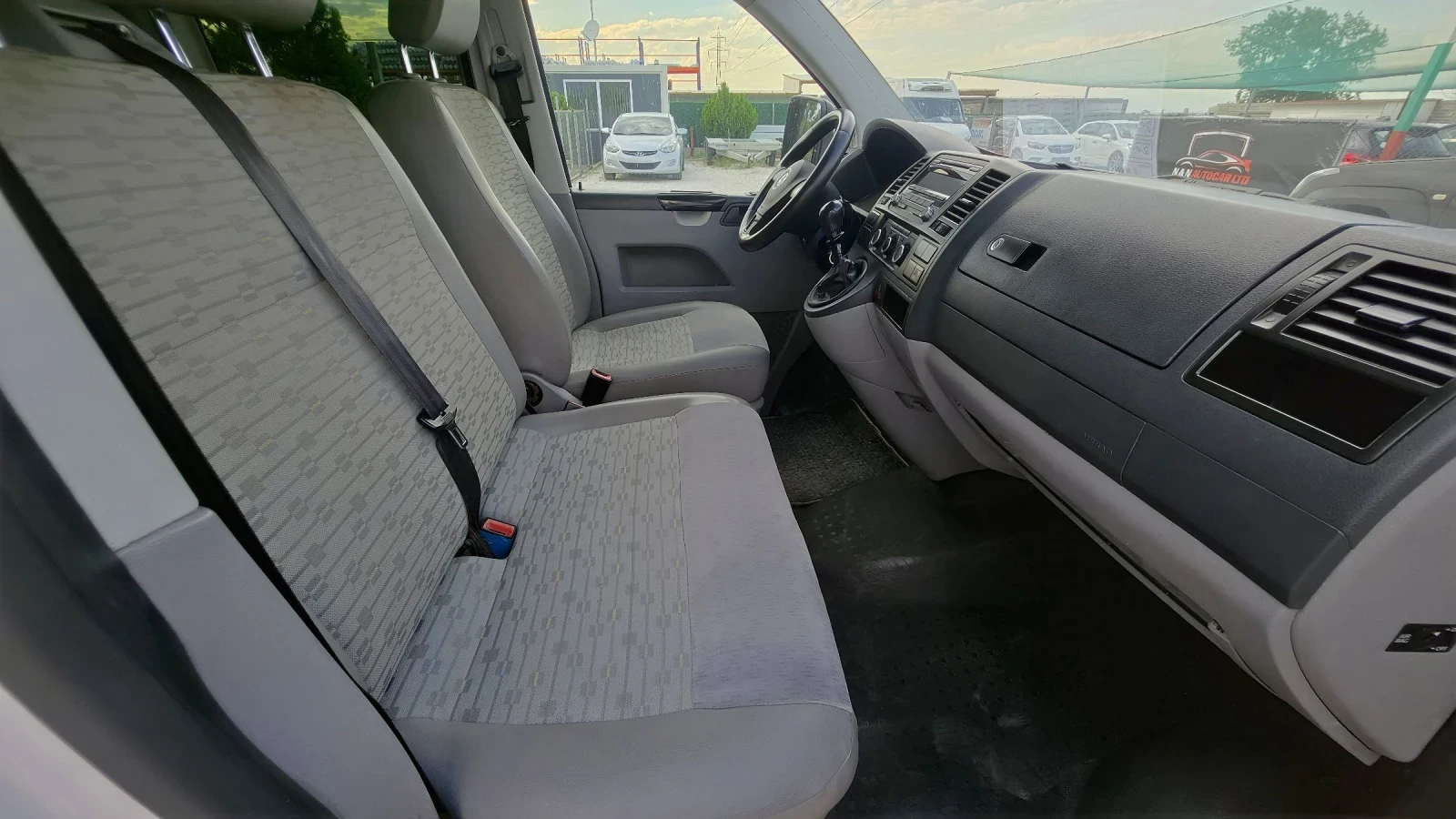 VW Transporter 2.0TDI.140000км.Клима.6местен, снимка 14 - Бусове и автобуси - 54933728