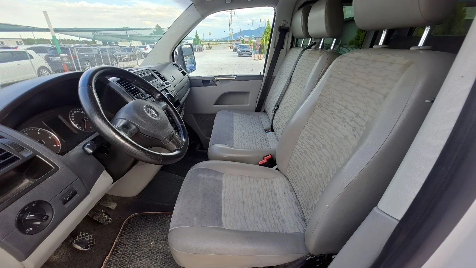 VW Transporter 2.0TDI.140000км.Клима.6местен, снимка 10 - Бусове и автобуси - 54933728