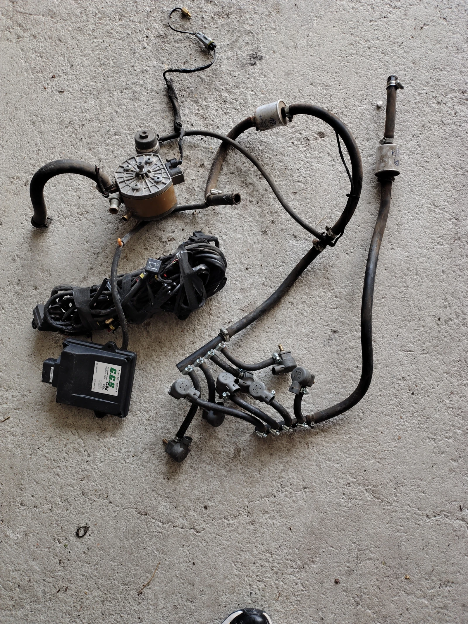    8    | Mobile.bg   3