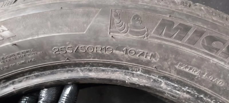 Гуми Зимни 255/50R19, снимка 7 - Гуми и джанти - 30948224