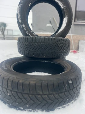 Гуми Зимни 235/60R18