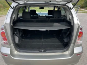 Toyota Corolla verso, снимка 6