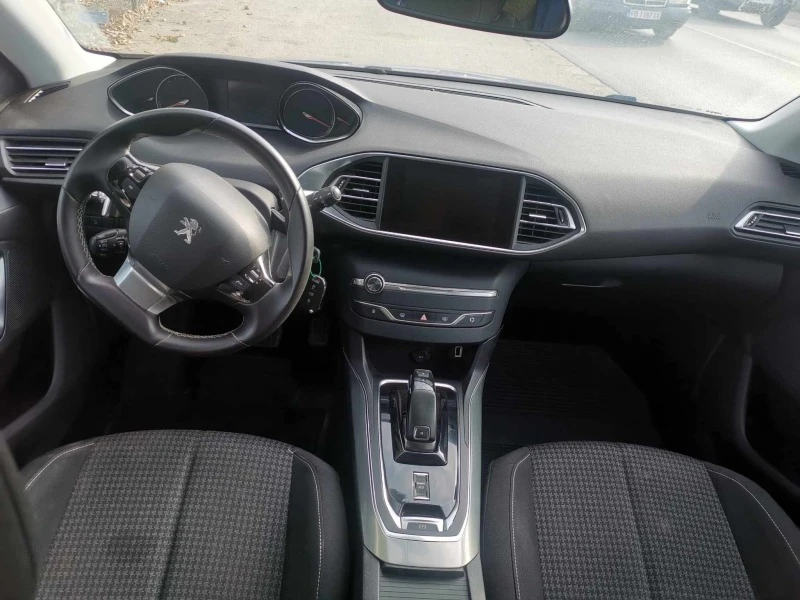 Peugeot 308 1.5BlueHDi, снимка 13 - Автомобили и джипове - 43208338