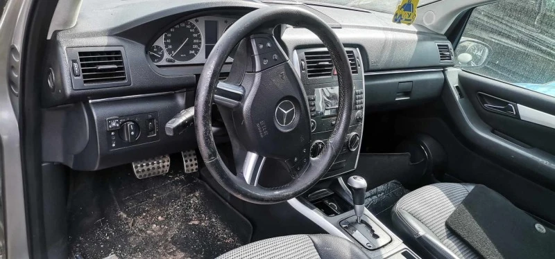 Mercedes-Benz B 170 1.7, снимка 6 - Автомобили и джипове - 44617046