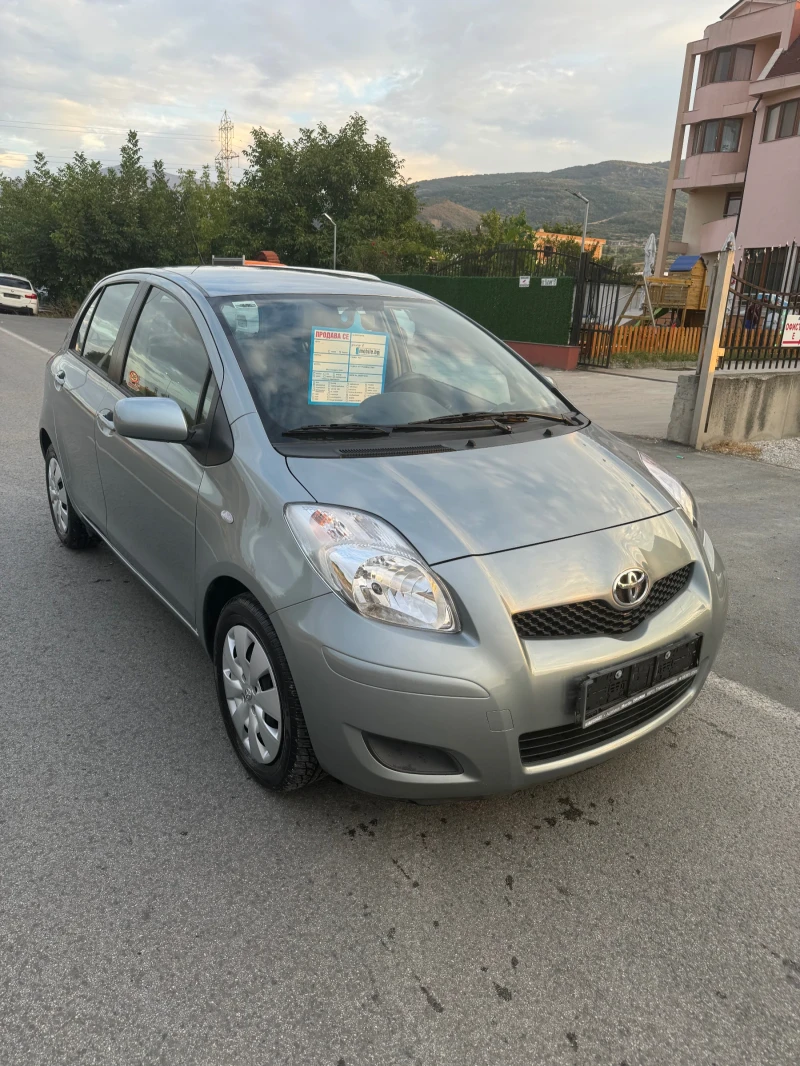 Toyota Yaris 1.3, снимка 2 - Автомобили и джипове - 47508149