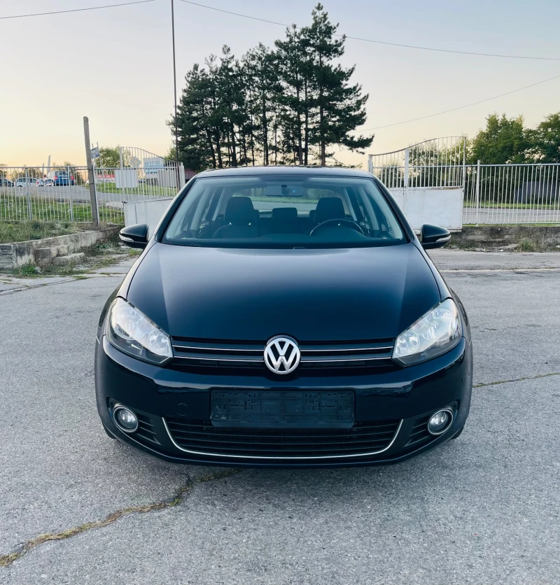 VW Golf 1.6 TDI Style, снимка 2 - Автомобили и джипове - 47347928