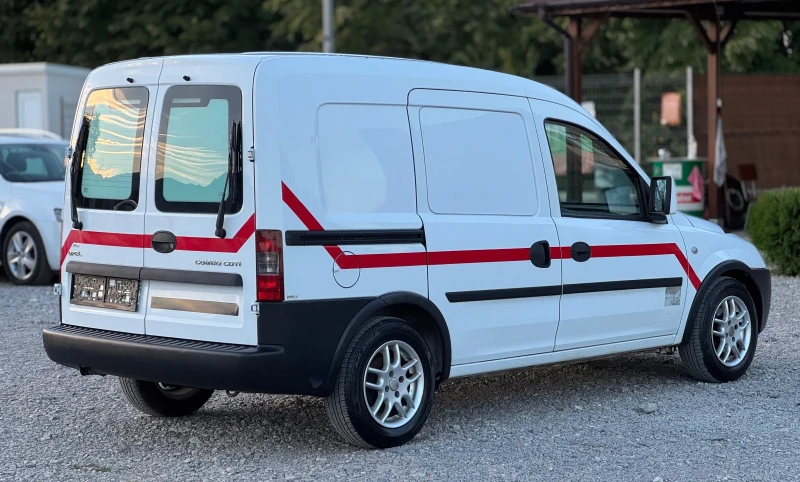 Opel Combo 1.3 CDTi 75к.с * Климатик* * Euro-4* , снимка 6 - Автомобили и джипове - 47388833