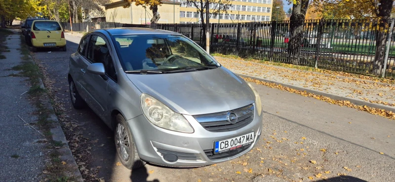 Opel Corsa, снимка 6 - Автомобили и джипове - 47796601