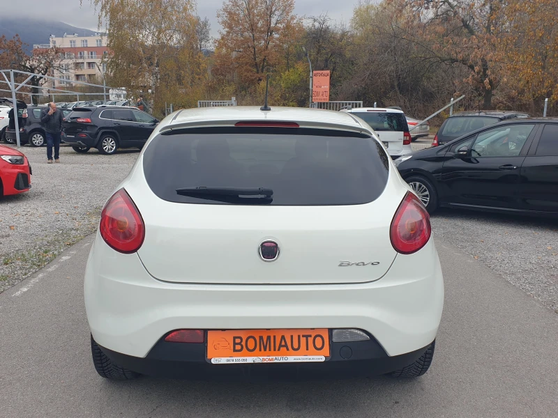 Fiat Bravo 1.4i* EURO5B* NAVI* KLIMATRONIK* , снимка 5 - Автомобили и джипове - 47991395