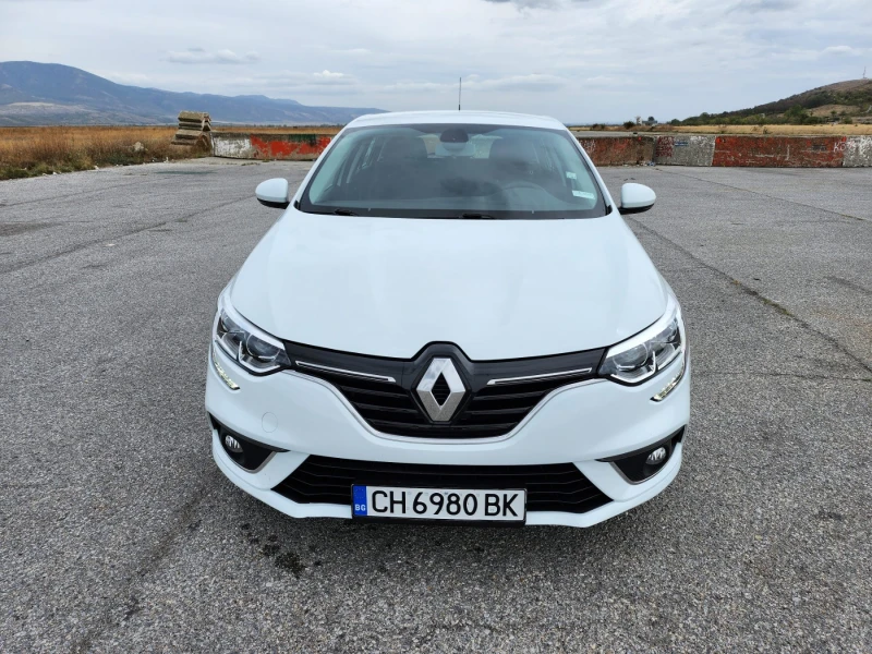 Renault Megane, снимка 1 - Автомобили и джипове - 48128623