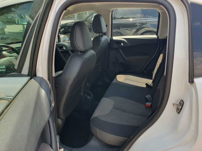 Citroen C3 АВТОМАТ, снимка 11 - Автомобили и джипове - 50727817