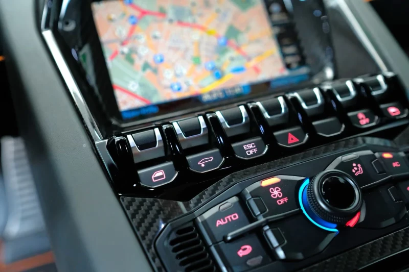 Lamborghini Aventador SVJ, снимка 7 - Автомобили и джипове - 51188656