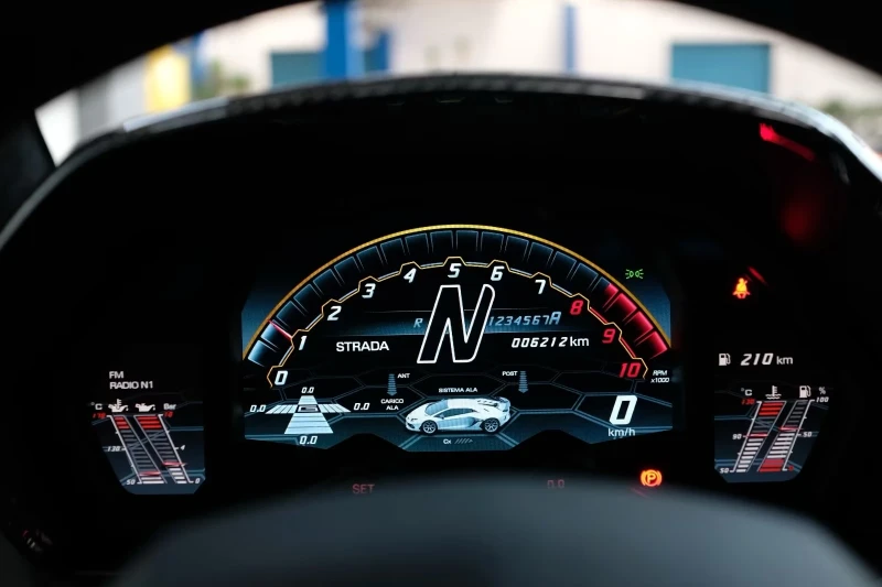 Lamborghini Aventador SVJ, снимка 8 - Автомобили и джипове - 51188656