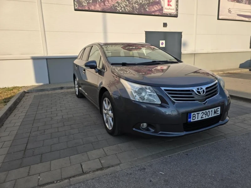 Toyota Avensis 2.2 D4-D 150кс, Keyless, Executive, снимка 7 - Автомобили и джипове - 51829587