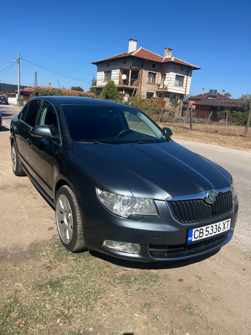 Skoda Superb, снимка 2 - Автомобили и джипове - 51809633