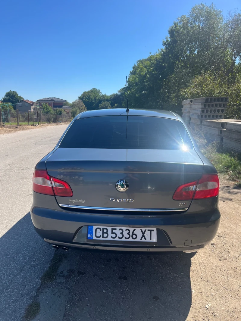 Skoda Superb, снимка 5 - Автомобили и джипове - 51809633