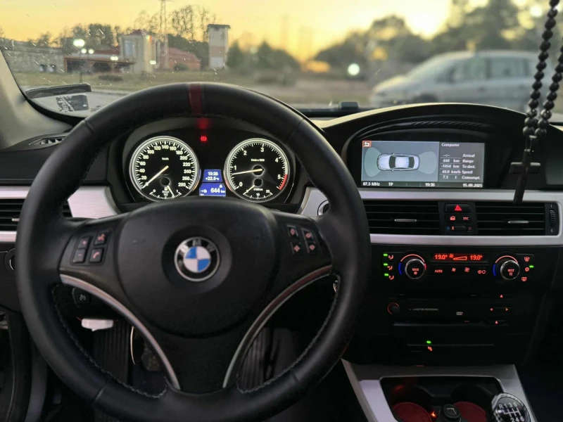 BMW 330 E92 , снимка 15 - Автомобили и джипове - 52404006