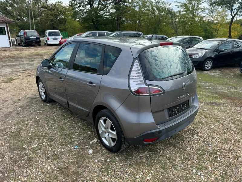 Renault Scenic, снимка 5 - Автомобили и джипове - 52427942